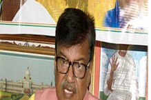 ময়নাগুড়ির দুর্ঘটনাস্থলে রবীন্দ্রনাথ ঘোষ, এরপরই অঘটন, তারপর যা হল... ময়নাগুড়ির দুর্ঘটনাস্থলে রবীন্দ্রনাথ ঘোষ, এরপরই অঘটন, তারপর যা হল...
