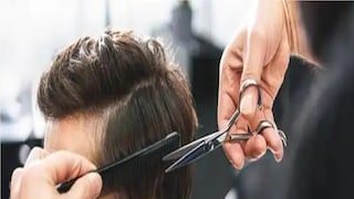 সেলুন, বিউটি পার্লার খুলবে। প্রতীকী ছবি। 