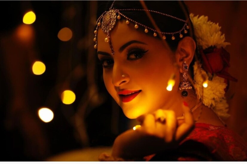 গায়ে-হলুদের পর এবার হয়ে গেল পরীমনি ও রাজের বিয়ের অনুষ্ঠান। শনিবার রাতে ঘরোয়া আয়োজনে বিয়ের আনুষ্ঠানিকতা সম্পন্ন হয়। সে অনুষ্ঠানের কিছু ছবি ইনস্টাগ্রাম ও ফেসবুকের সোশ্যাল মিডিয়া হ্যান্ডেল থেকে পাওয়া গিয়েছে।
