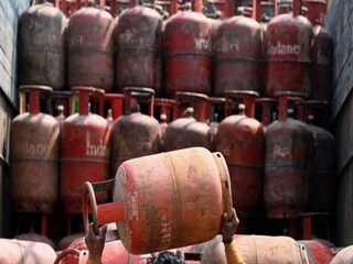 রেশন দোকানে মিলবে গ্যাস!