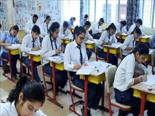 ফের খুলছে স্কুল৷ 