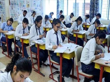 ফের খুলছে স্কুল৷ 