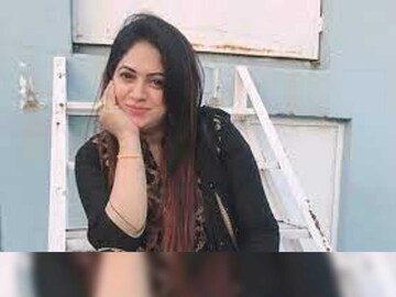বাংলাদেশের অভিনেত্রীর রহস্যমৃত্যু! রাস্তায় উদ্ধার বস্তাবন্দি মৃতদেহ
