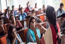 শিক্ষক-অধ্যাপকদের ছুটি নিয়ে বড় ঘোষণা রাজ্যের! দেওয়া হল বিশেষ সুবিধে...