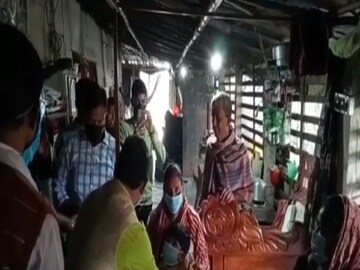 বাড়িতে এলেন বিধায়ক
