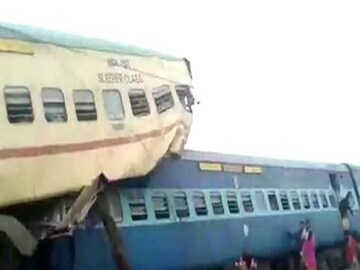 দুর্ঘটনা রুখতে বাজেটেই অর্থমন্ত্রী নির্মলা সীতারমণ ঘোষণা করেন, ২০০০ কিলোমিটার রেলপথে ব্যবহার হবে ‘কবচ’ (Kavach) প্রযুক্তি।