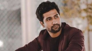 বিয়ের এক মাসের মধ্যেই আইনি বিপাকে ভিকি! অভিযোগ দায়ের অভিনেতার বিরুদ্ধে