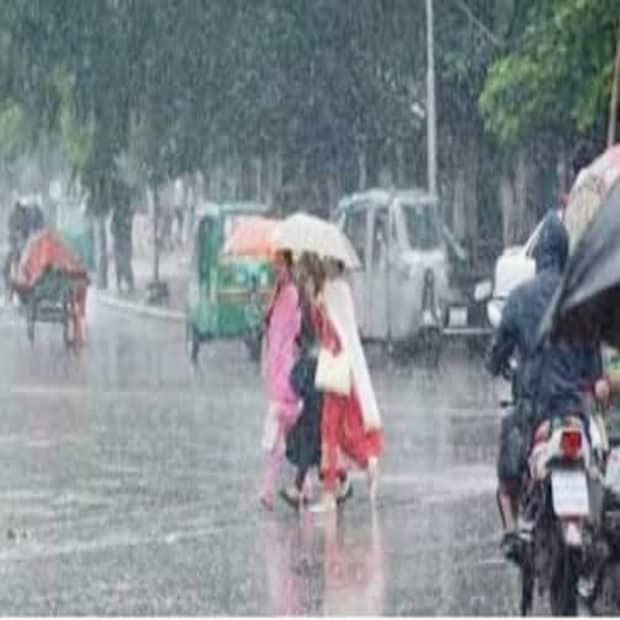 নদিয়া, পূর্ব ও পশ্চিম বর্ধমান, বীরভূম এবং মুর্শিদাবাদে ঘন কুয়াশা হবে আগামী ৪৮ ঘণ্টায়। অতি ঘন কুয়াশা হতে পারে উত্তরবঙ্গের প্রায় সব জেলায়।