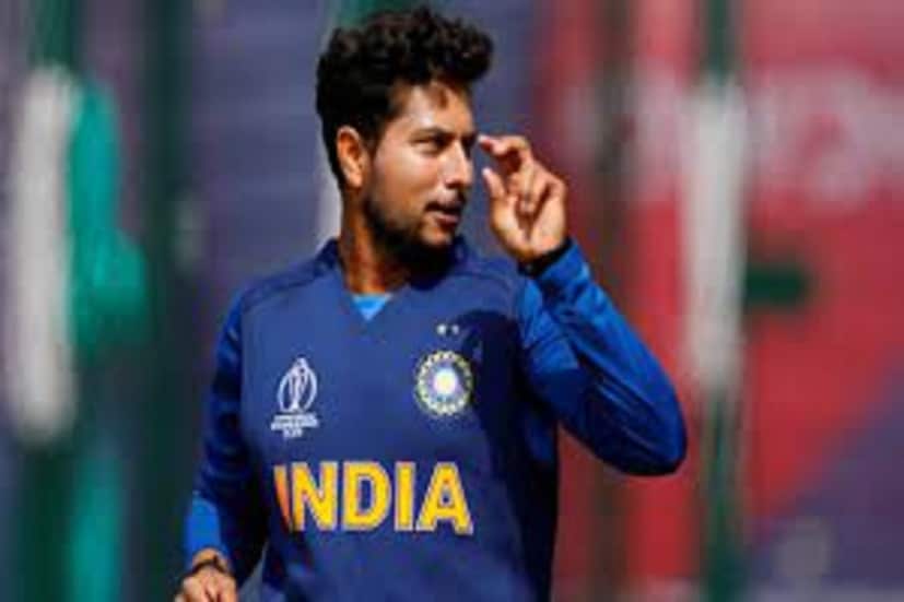 কুলদীপ যাদব (Kuldeep Yadav) বেশ কিছুদিন ধরেই দলের বাইরে আছেন ৷ অবশ্য বলে ধার বা ভার কোনটাই দেখতে পাওয়া যায়না বর্তমানে ৷ টি ২০ বিশ্বকাপে তিনি খেলেননি ৷ বেশ কিছুদিন ধরেই কুলদীপ যাদব ছন্দে নেই ৷ নিউজিল্যান্ড (IndVSNZ) সিরিজেও কুলদীপ খেলেননি ৷ ফাইল ছবি ৷