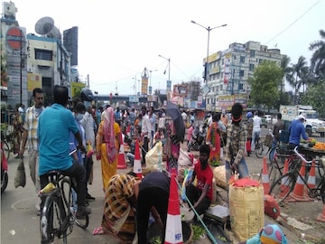 বাজার। প্রতীকী ছবি। 