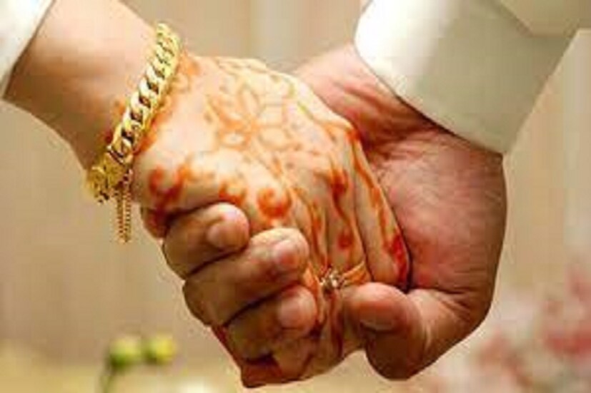 শাস্ত্রমতে বুধবার কাজ করলে শুভ ফল পাওয়া যায় ৷ অ্যাকাউন্ট খোলা, বিমা করা, টাকা পয়সার লেনদেন, গুদামে মাল রাখা অত্যন্ত শুভ ৷ প্রতীকী ছবি ৷