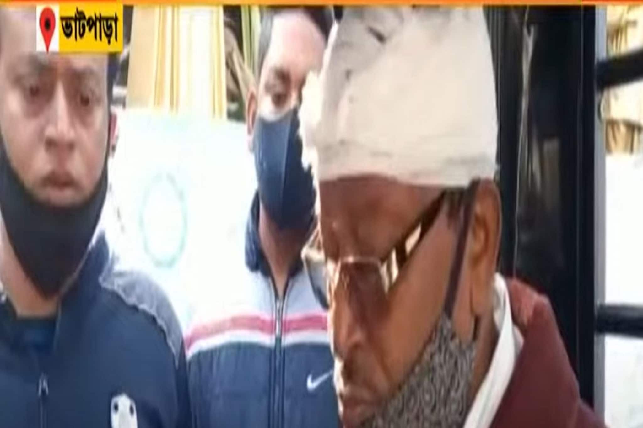 ভাটপাড়ায় চলল গুলি, বন্দুকের বাঁট দিয়ে ফাটানো হল মাথা, অল্পের জন্য প্রাণে রক্ষা