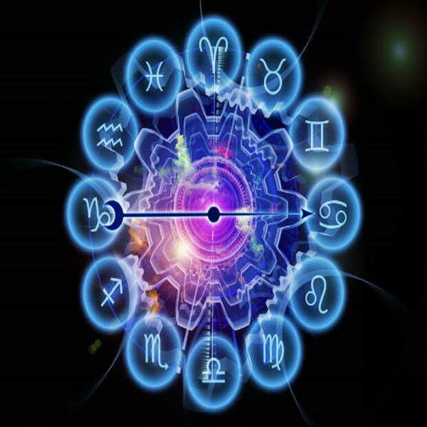 কুম্ভ (Aquarius): বসন্ত পঞ্চমীর দিনে দরিদ্র্য শিশুদের স্কুলের ব্যাগ বা অন্য লেখাপড়ার সামগ্রী দান করলে মা সরস্বতীর কৃপা পাওয়া যায় ৷ প্রতীকী ছবি ৷ 