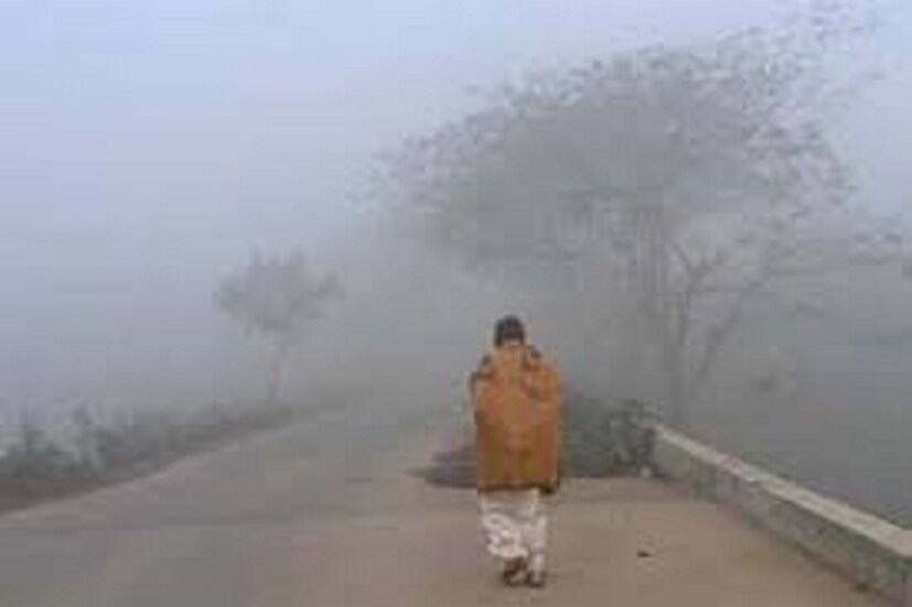 এছাড়াও ২ থেকে ৪ ফেব্রুয়ারি হালকা বৃষ্টিপাতের সতর্কতা রয়েছে ৷ মৌসম ভবনের সতর্কতা অনুযায়ী আগামী ২-৩ দিন পঞ্জাব (Punjab), হরিয়ানা (Haryana), চণ্ডীগড় (Chandigarh), রাজস্থান (Rajasthan), পশ্চিম-উত্তরপ্রদেশ (Western UP), বিদর্ভ (Bidarbh), বিহার (Bihar), ছত্তীসগড়ের (Chattishgarh) আলাদা আলাদা অংশে ৩০ জানুয়ারি (January 30, 2022) থেকে ২৪ ঘণ্টা পর্যন্ত শৈত্যপ্রবাহ (Cold Wave) চলবে ৷ প্রতীকী ছবি ৷ 