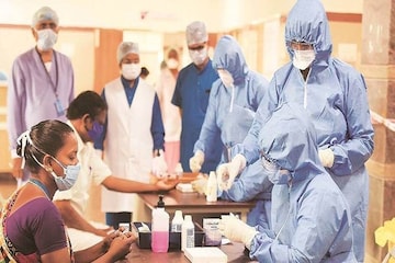 দৈনিক আক্রান্ত ফের বাড়ল রাজ্যে, মৃত বহুদিন পর ৩০-এর নীচে! জানুন করোনা আপডেট