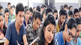 বিধিনিষেধে বলা হয়েছে, করোনা সংক্রমণ রুখতে কোনও পরীক্ষার্থী পরীক্ষাকেন্দ্রে অন্য কারোর জিনিস বিশেষ করে পেন, পেন্সিল ইরেজার, স্কেল এই সমস্ত ব্যবহার করতে পারবে না বলে স্পষ্ট জানিয়ে দিল মধ্যশিক্ষা পর্ষদ। অর্থাৎ পরীক্ষার্থীদের প্রত্যেকেই নিজের নিজের জিনিস ব্যবহার করতে হবে।