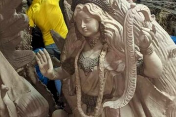 চলছে