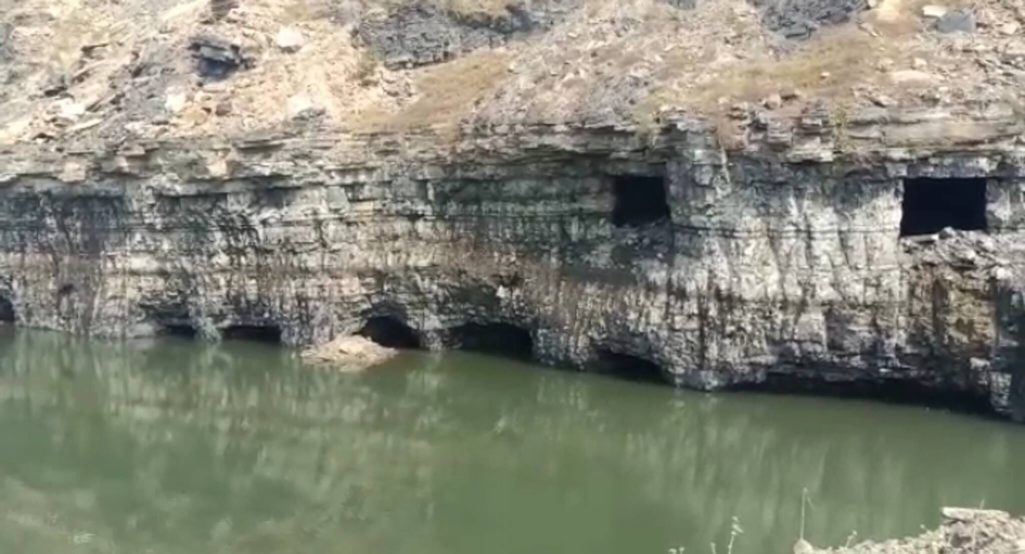 অবৈধভাবে কয়লা উত্তোলন করতে গিয়ে মৃত প্রায় ৫