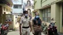 ছাত্রীকে নিগ্রহের অভিযোগ উঠল গৃহ শিক্ষকের বিরুদ্ধে ছাত্রীকে নিগ্রহের অভিযোগ উঠল গৃহ শিক্ষকের বিরুদ্ধে