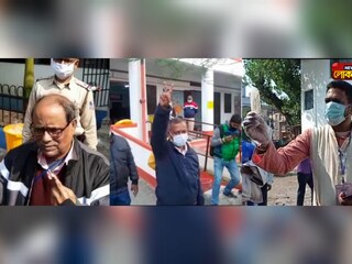 ভোট দেওয়ার পর অশোক-গৌতম-শঙ্কর