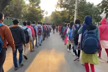 ফের ছাত্র বিক্ষোভে উত্তপ্ত বিশ্বভারতী ফের ছাত্র বিক্ষোভে উত্তপ্ত বিশ্বভারতী