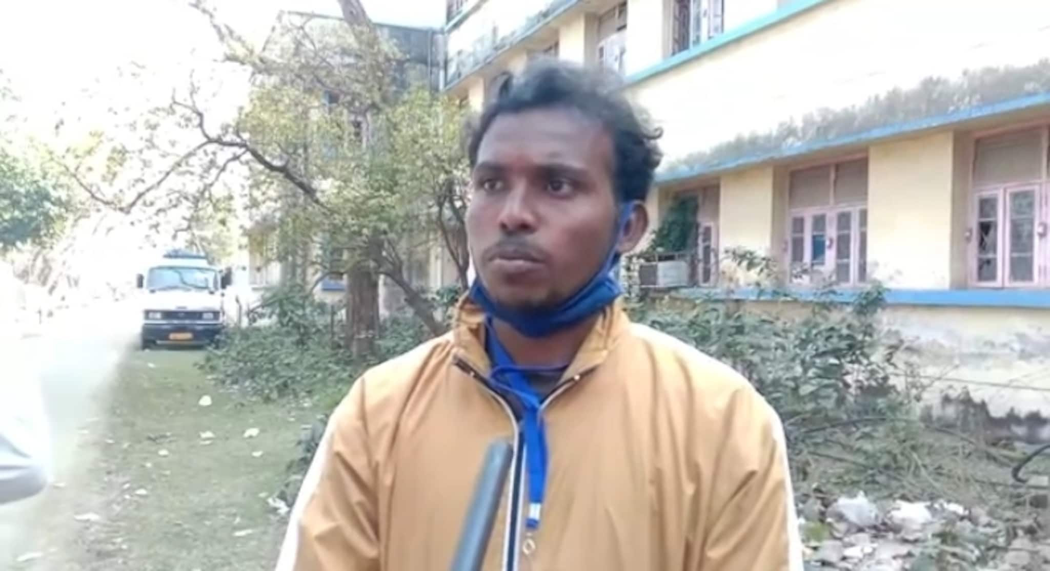 West Bardhaman News- পাঁচ ভোটের ব্যবধানে জিতে কাউন্সিলর হতে চলেছেন টোটো চালক