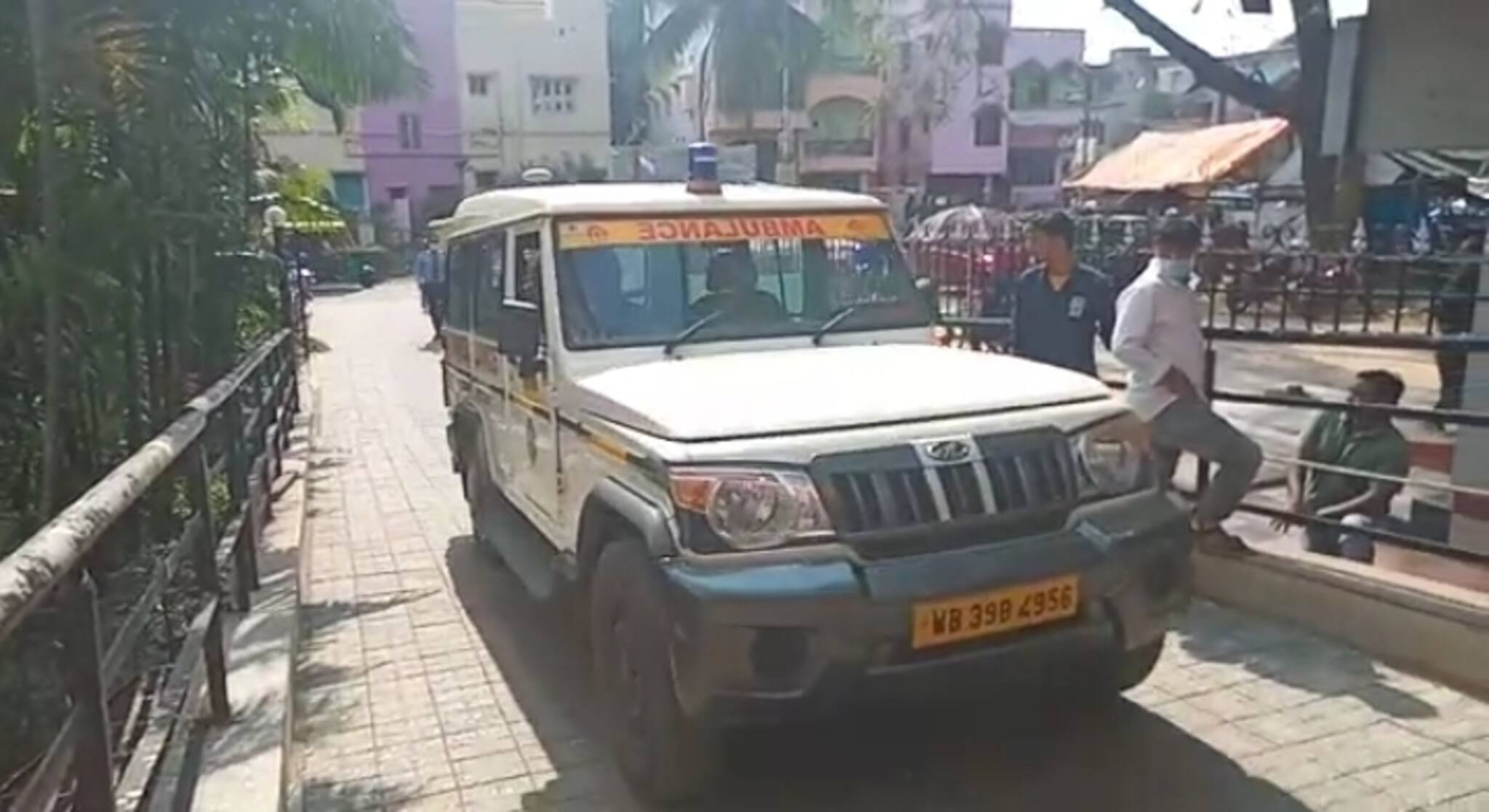 West Bardhaman News- দুর্গাপুর ইস্পাত কারখানা দুর্ঘটনায় মৃত্যু এক শ্রমিকের, অসুস্থ অনেকে