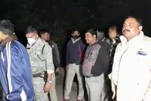 বোমাকে বল ভেবে খেলতে গিয়ে মৃত এক শিশু বোমাকে বল ভেবে খেলতে গিয়ে মৃত এক শিশু
