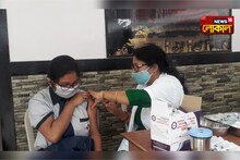স্বাস্থ্যবিধি মেনেই এদিন টিকাকরণ প্রক্রিয়া সম্পন্ন হয় স্কুলে