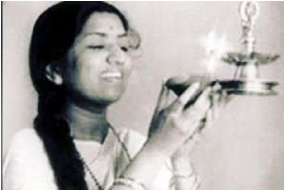 Lata Mangeshkar: লতা মঙ্গেশকর 'এই' একটি জিনিস পছন্দ করেননি! তাই অভিনয় ছেড়ে মন দিয়েছিলেন গানে...