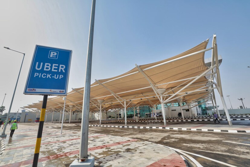 *নতুন  arrivals terminal হবে ৮,০০০ বর্গমিটারের। তাতে থাকবে চারটি baggage reclaim carousels। Global Leadership in Energy and Environmental Design-র অংশ হিসেবে তৈরি হচ্ছে গ্রিন বিল্ডিং হিসেবে।