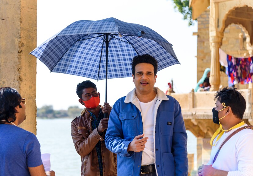 সূর্যের প্রখর তাপকে উপেক্ষা করেই চলল ক্রুষ্ণা অভিষেকের শ্যুটিং৷ 
