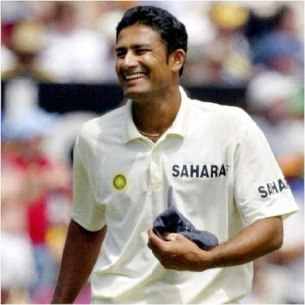 ভারতের অন্যতম সেরা স্পিনার অনিল কুম্বলে একটি হিন্দি ছবিতেও কাজ করেছেন। ভারতের প্রাক্তন কোচ কুম্বলেকে দেখা গিয়েছিল অনুপম খের এবং মন্দিরা বেদীর ২০০৮ সালের ছবি মীরাবাই নট আউটে।
