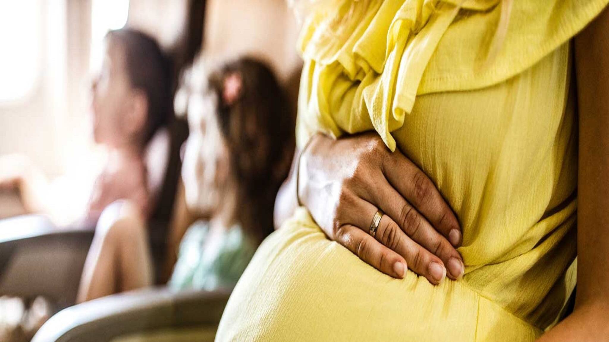 Explained: মাঝ আকাশে শিশুর জন্ম! নাগরিকত্ব নিয়ে সংশয়? বিস্তারিত জানুন!