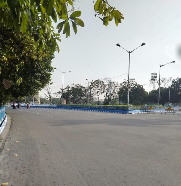 আজ পরিষ্কার আকাশ। আগামিকাল, শনিবার থেকে আংশিক মেঘলা আকাশ ৷ রবিবার পুরোপুরি মেঘলা আকাশ। এমনটাই পূর্বাভাস আবহাওয়া দফতরের ৷ Representative Image