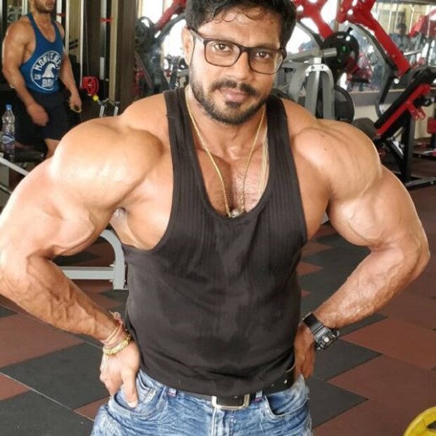 অনিলের পরিবার জগন্নাথের সেবায়ত ৷ কিন্তু এমন সুঠাম দেহ ও নিটোল গড়ন? তা একমাত্রই সাধনা ছাড়া মোটেও সম্ভব নয় ৷ সংগৃহীত ছবি ৷