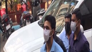 নিজাম প্যালেসে দেব৷ নিজাম প্যালেসে দেব৷