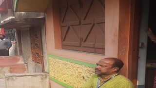 আক্রান্ত নির্দল প্রার্থী দেবাশিস দে৷ 