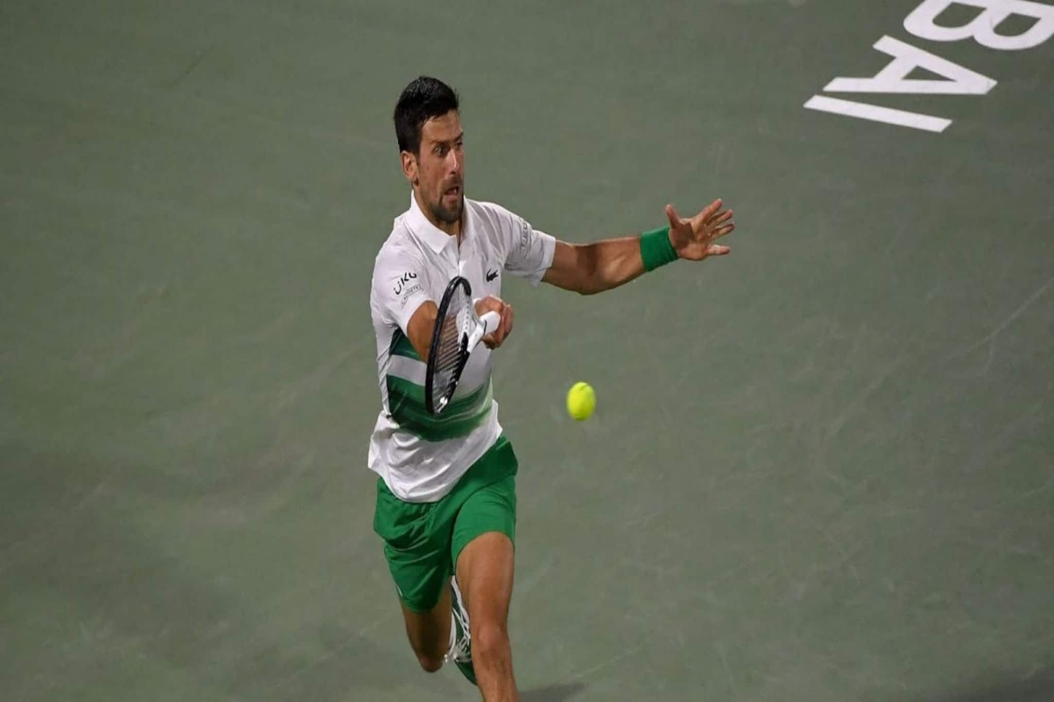 সিংহাসনচ্যুত জোকোভিচ! দুবাইয়ে হেরে গেলেন চেক রিপাবলিকের ভেসেলির কাছে