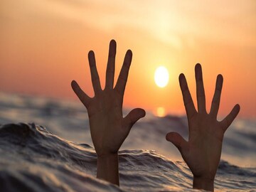 2 children died after falling into reserviour in Maldah