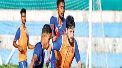 আজ খেলতে পারেন ইস্টবেঙ্গলের স্প্যানিশ ফুটবলার ফ্রান্সিস্কো সোটা আজ খেলতে পারেন ইস্টবেঙ্গলের স্প্যানিশ ফুটবলার ফ্রান্সিস্কো সোটা