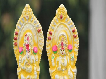ganesh jayanti 2022 know how to please mata lakshmi and lord ganesha will get prosperity- Photo-Representative 