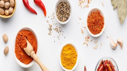 Health Tips: how kacchi haldi or raw turmeric can benefit health and why it is a better option- Photo- Represetative Health Tips: how kacchi haldi or raw turmeric can benefit health and why it is a better option- Photo- Represetative