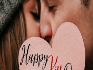 Happy Kiss Day 2022