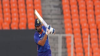 অধিনায়ক হিসেবে ফিরেই রান পেলেন রোহিত