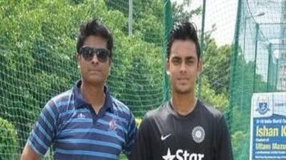 ভারতের জার্সিতে ঈশানকে বাইরে রাখা কঠিন, বলছেন কোচ উত্তম মজুমদার ভারতের জার্সিতে ঈশানকে বাইরে রাখা কঠিন, বলছেন কোচ উত্তম মজুমদার