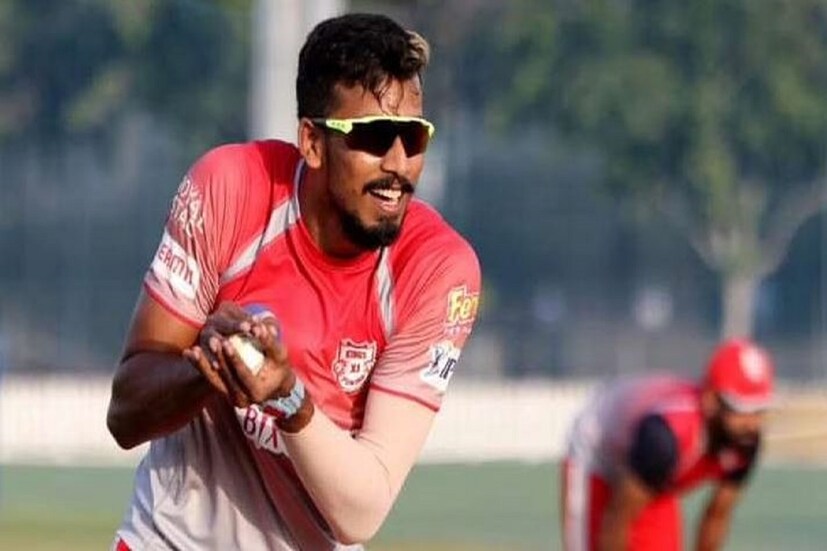 ইশান পোরেল (Ishan Porel) ২০১৮ সালের একজন প্রাক্তন অনূর্ধ্ব ১৯ বিশ্বকাপ বিজয়ী দলের সদস্য। ঘরোয়া ক্রিকেটে তিনি বাংলার বোলিং লাইনআপের ধারাবাহিক সদস্য৷ তিনি ভারতীয় দলের সহযোগি বোলার হিসেবে শ্রীলঙ্কাতেও গিয়েছিলেন৷ আইপিএল ২০২০ তে পঞ্জাব তাঁকে কিনলেও তিনি মাত্র একটিই ম্যাচ খেলতে পেরেছেন৷ এবারের আইপিএলে  (IPL) বাংলার এই বোলারকে নজরে রাখতে পারে কেকেআর (KKR)৷ 
