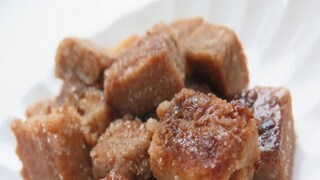 গরম গুড় এরপর ঠান্ডা করে নির্দিষ্ট পদ্ধতি অবলম্বন করে তৈরি করে ফেলা হয় খেজুর ও পাটালি গুড়। নলেন গুড়ের দুটি রকমফের রয়েছে বাজারে৷ ঝোলা তরল জাতীয় এবং শক্ত পাটালি। সে স্বাদ অবশ্য জানেন না এমন বাঙালি খুঁজে পাওয়া ভার। গরম গুড় এরপর ঠান্ডা করে নির্দিষ্ট পদ্ধতি অবলম্বন করে তৈরি করে ফেলা হয় খেজুর ও পাটালি গুড়। নলেন গুড়ের দুটি রকমফের রয়েছে বাজারে৷ ঝোলা তরল জাতীয় এবং শক্ত পাটালি। সে স্বাদ অবশ্য জানেন না এমন বাঙালি খুঁজে পাওয়া ভার।