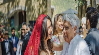 Shibani Dandekar Javed Akhtar Dance