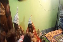 নতুন বউকে বরণ করে শাশুড়ি মায়ের সংসারের সহজপাঠ, দিলেন সুখের চাবিকাঠির হদিশ